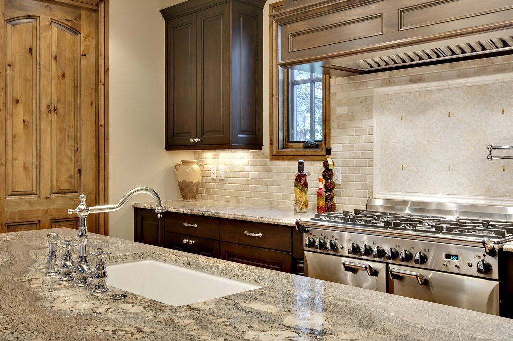 Should-Granite-Countertops-Be-Smooth-1024x682.jpg